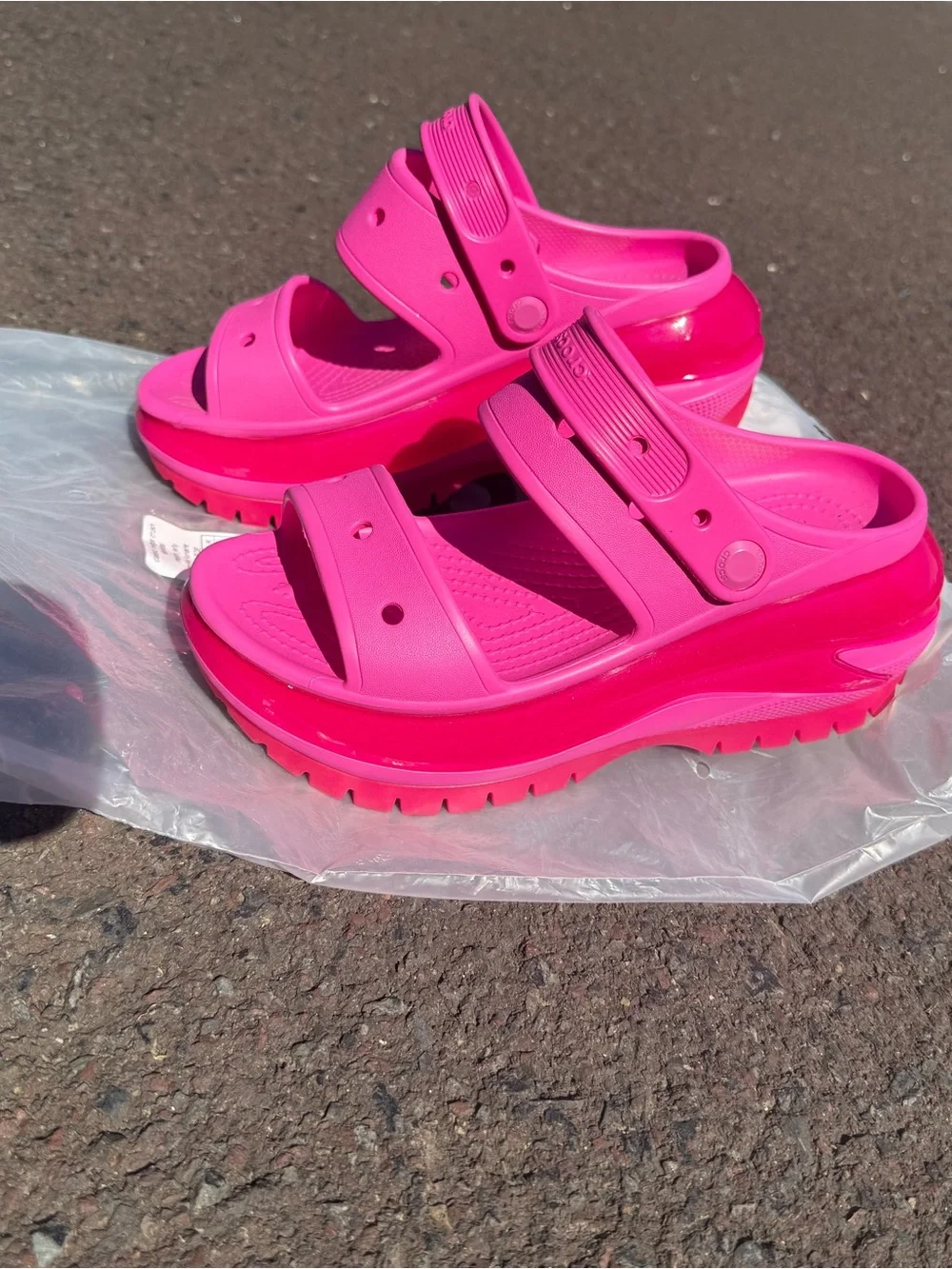 CROCS bold hot